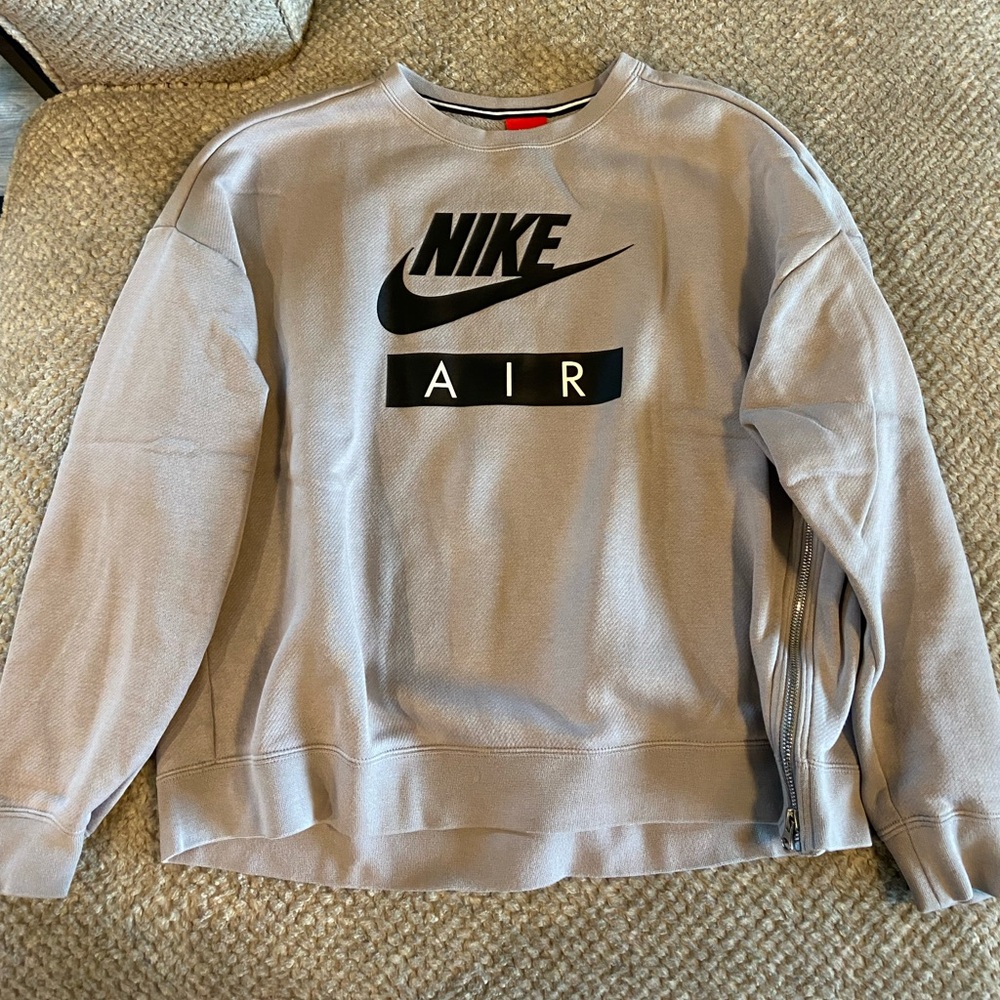 Women’s Nike Crewneck Sweatshirt